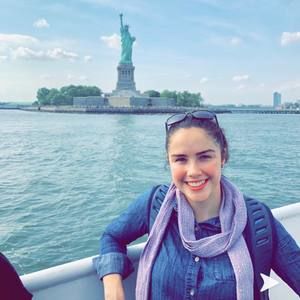 Meet your Posher, Elise